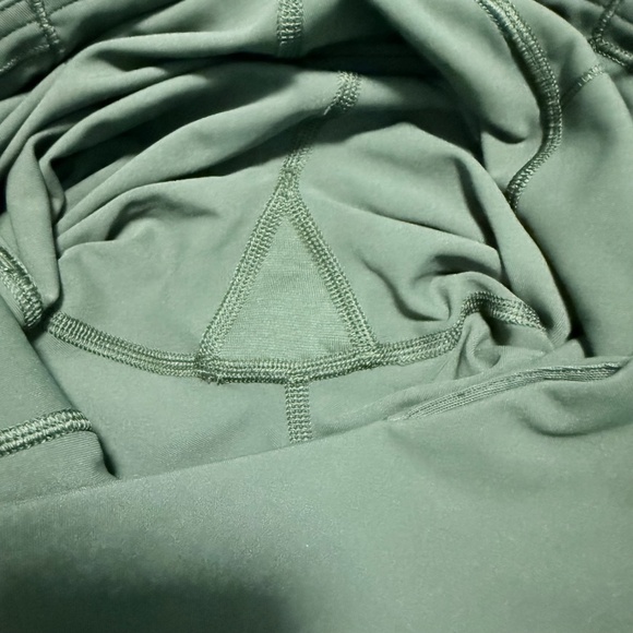 Lululemon Speed Up Tight *Mesh 28" Camo Green Size 6 - Picture 8 of 11